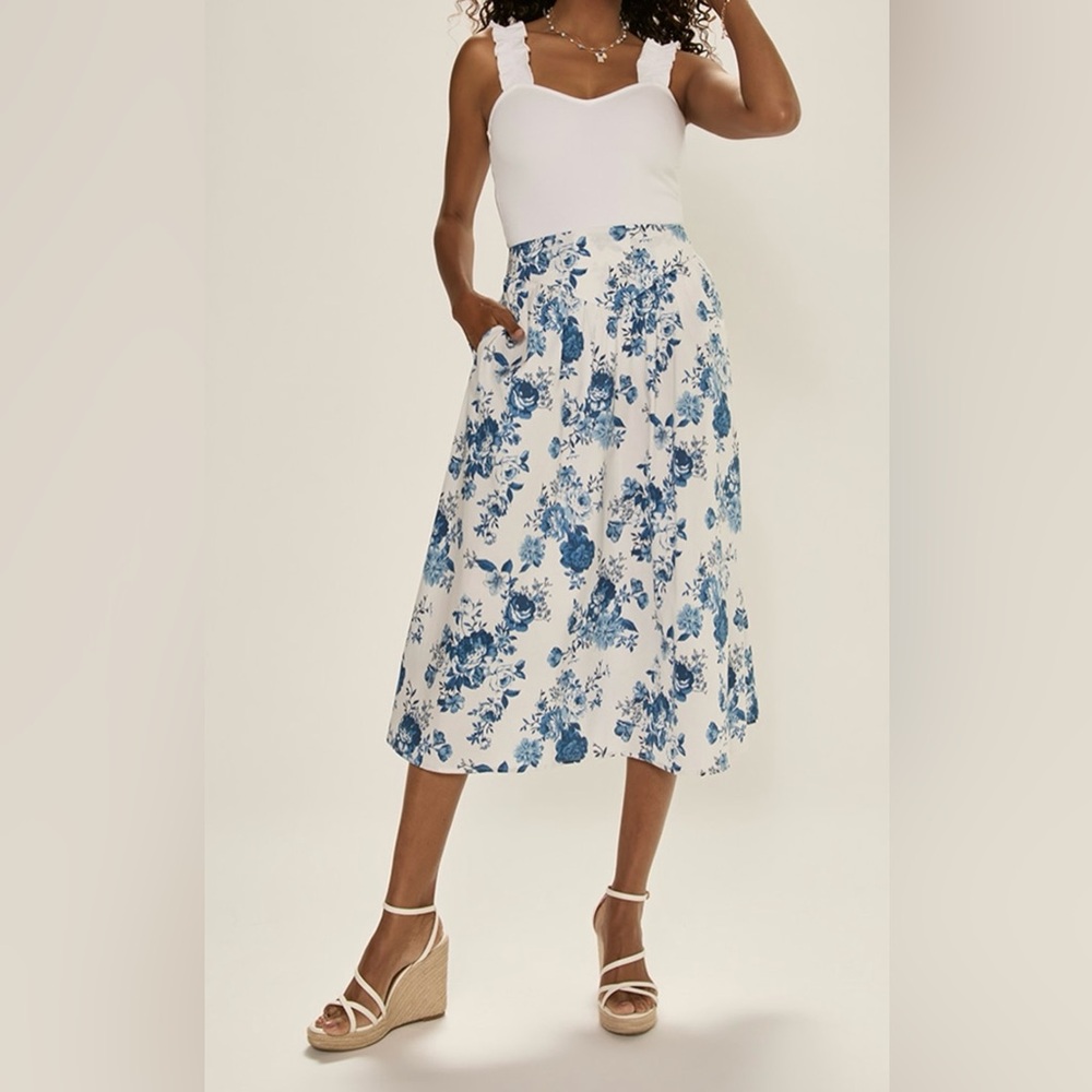 NWT Francesca‘s Annie Floral Midi Skirt